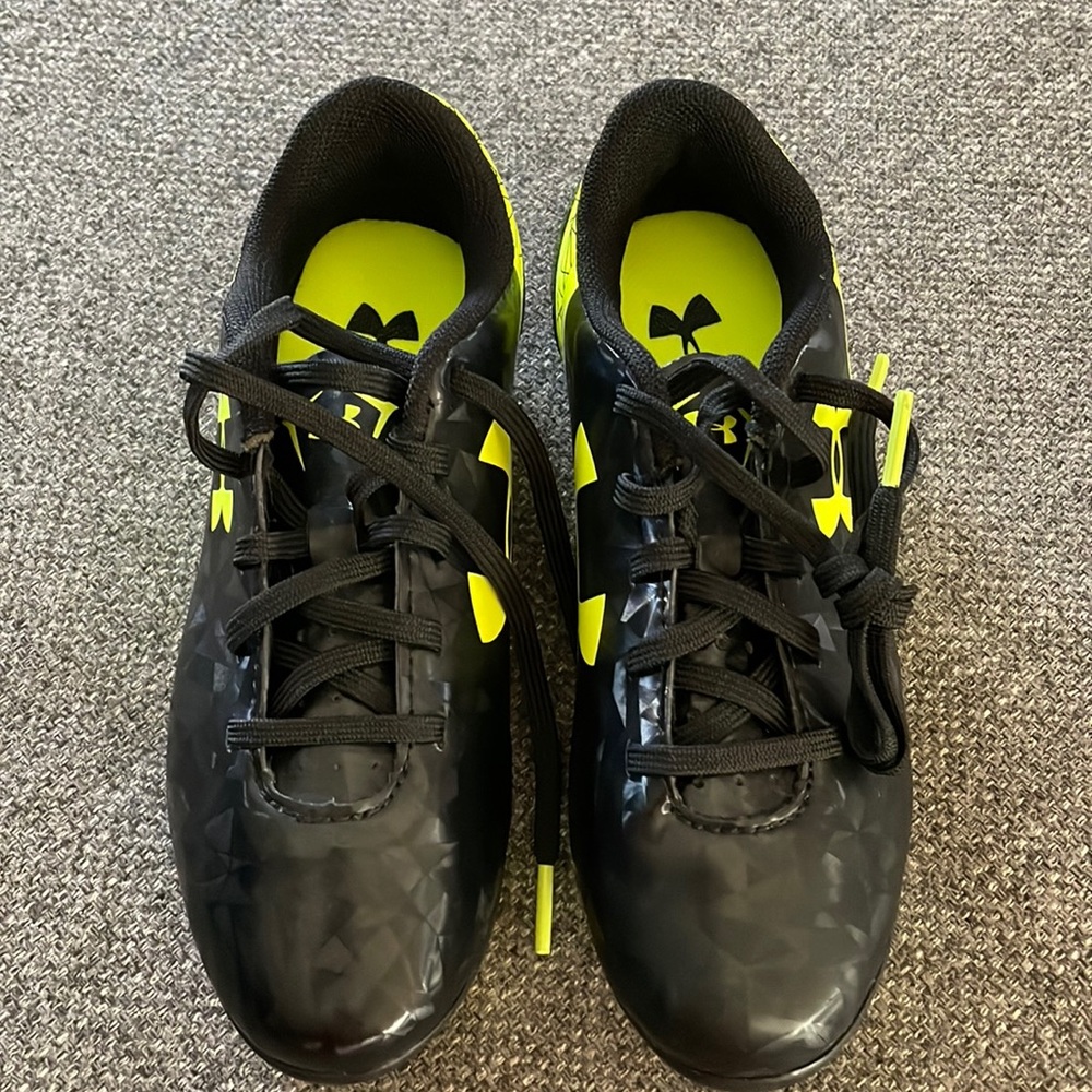 NWOT Under Armour soccer ⚽️ cleats